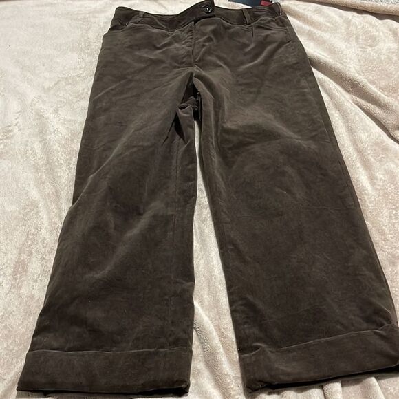 NWT- Dalia Collection- 8. Corduroy Crop - Picture 2 of 7